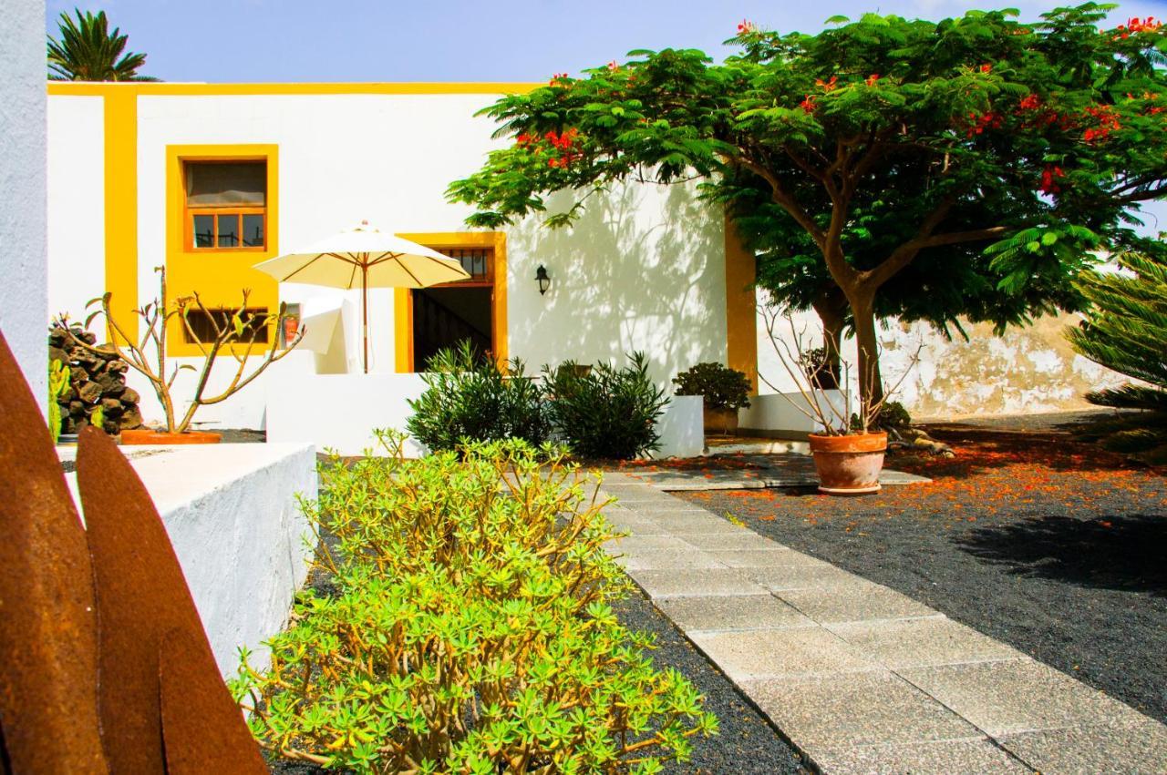 Casa Rural Villa Lola Y Juan Haria Exterior photo